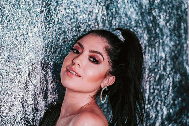 High Ponytail