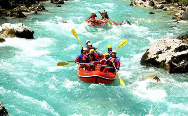 River Rafting in Rishikes