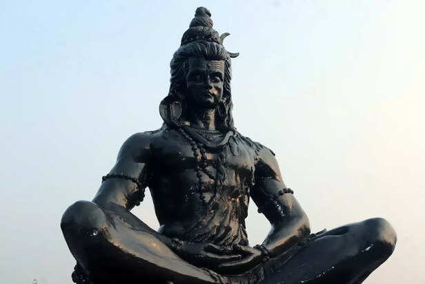 poor devotee praying to s