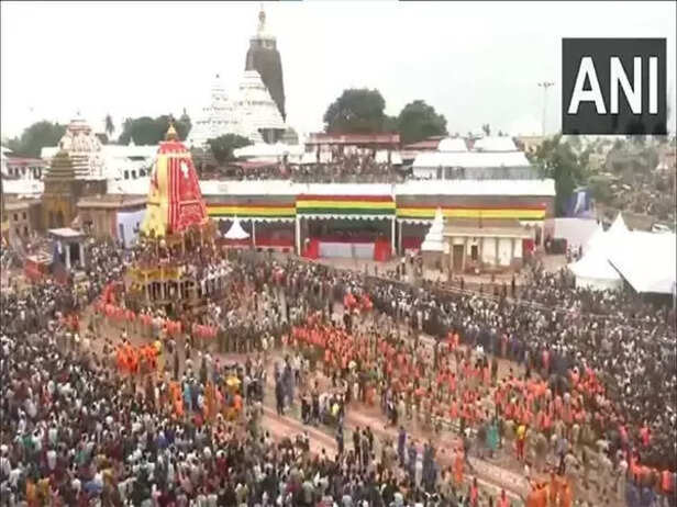 Puri_ Devotees continue t