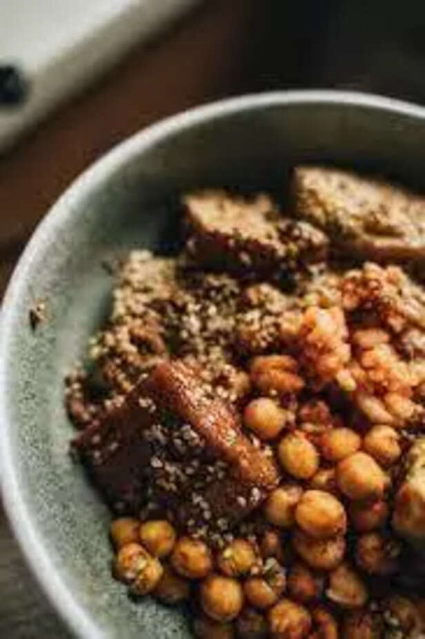 Black chickpeas