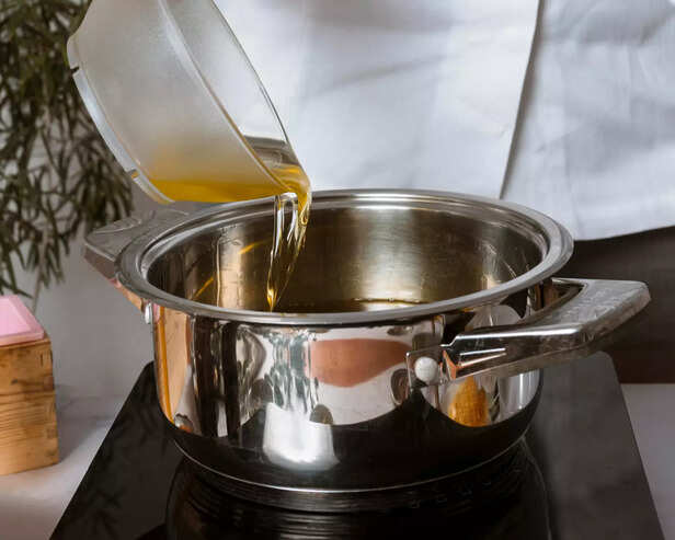 Heating ghee