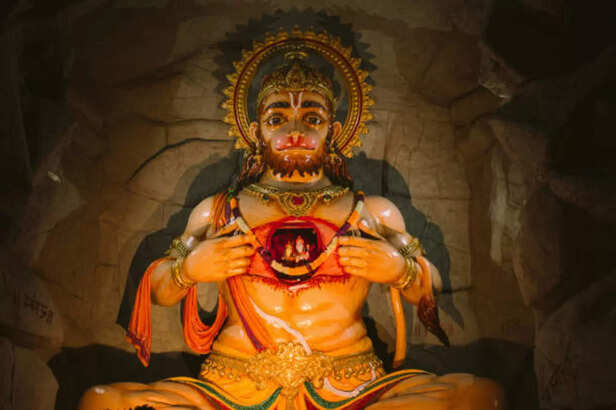 Hanuman Tore Open His Che