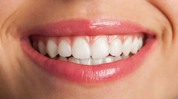 Smiling teeth