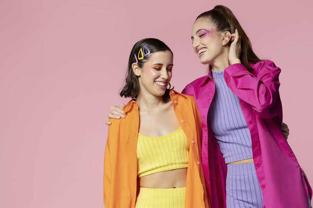 Happy outfits