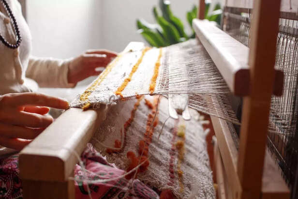 Weave your colours