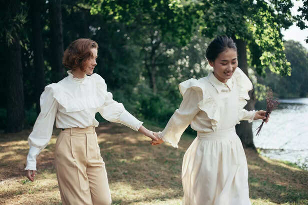 Women in Old-Fashioned Cl