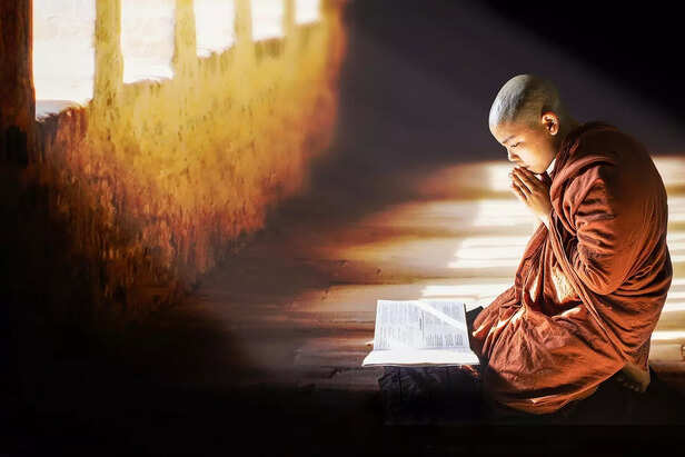The Power of Chanting Gayatri Mantra Every Morning