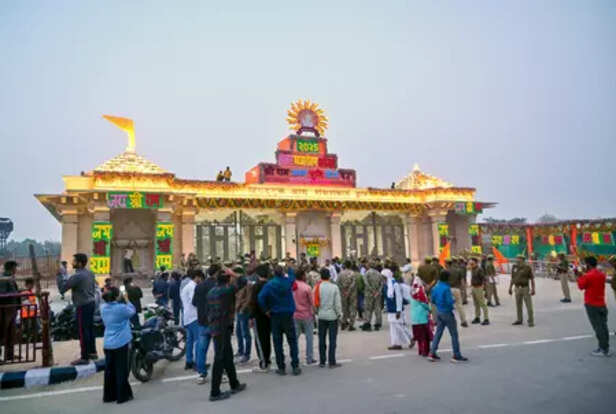 Darshan at Ram Temple to close ahead of tomorrow’s grand flag-hoisting ceremony